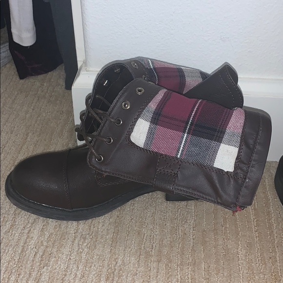 Combat Boots - Picture 6 of 6